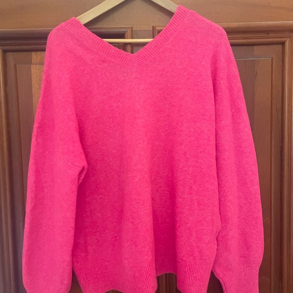 LOFT Hot Pink Sequin Star V Neck Wool Sweater - Picture 3 of 3